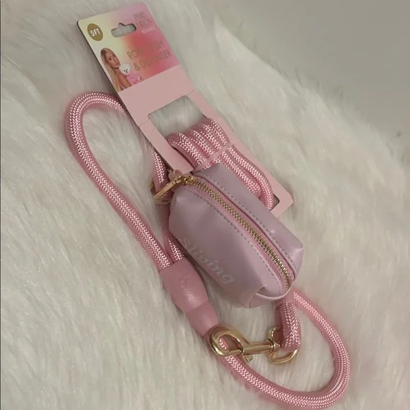 Paris Hilton Sliving Baby Pink Dispenser Pouch with Detachable Strap - Picture 7 of 9